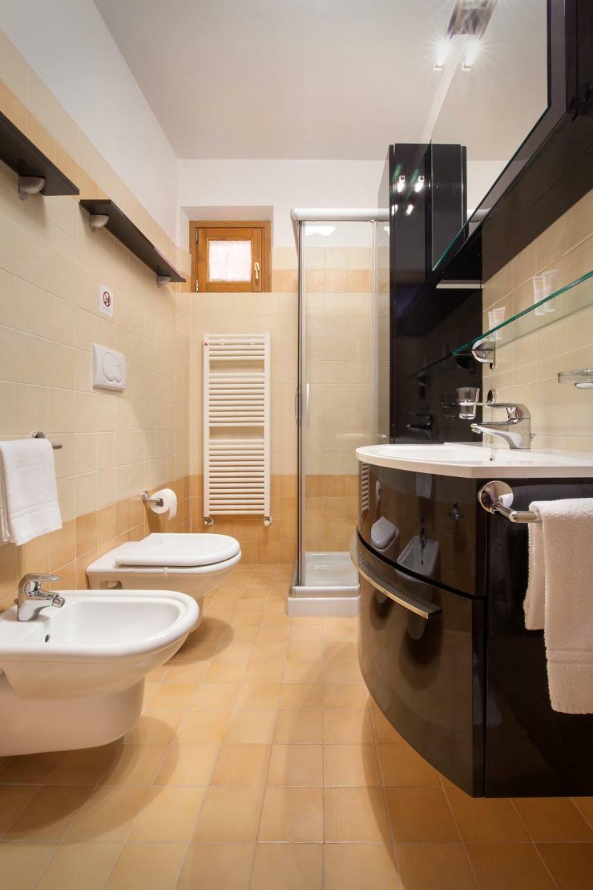 Casa Minerva Appartement Albisano Buitenkant foto